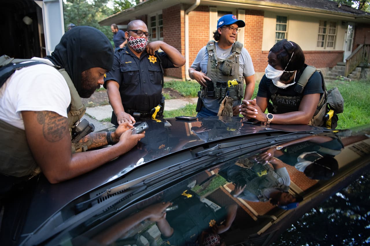 "Otros niños fueron localizados a petición de las fuerzas del orden para garantizar su bienestar. Los investigadores del USMS pudieron confirmar la ubicación de cada niño en persona y garantizar su seguridad y bienestar”.