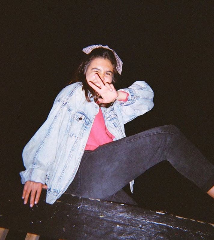 "
<b>Todas estas difíciles batallas</b> nos van dejando huella, nos marcan y fortalecen", escribió la actriz de 49 años, "¡un beso y abrazo grande a todos los graduados 2020! ¡Y que este mal momento sea pasajero! ¡sabes que te amo!". 
<br>