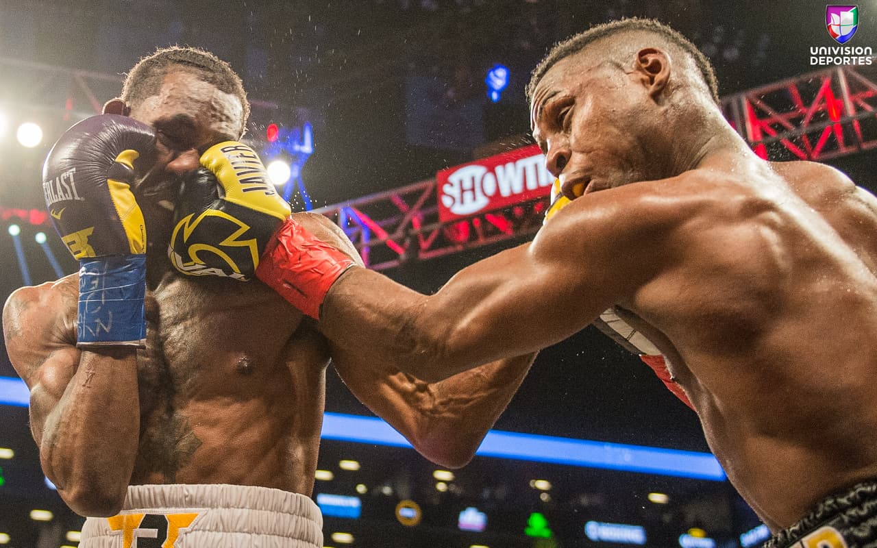 En otro combate, Robert Easter Jr. se impuso por decisión mayoritaria al dominicano Javier Fortuna. Dos jueces vieron 114-115 y 115-112 para Easter Jr. Y el otro vio ganador a Fortuna por 114-115.