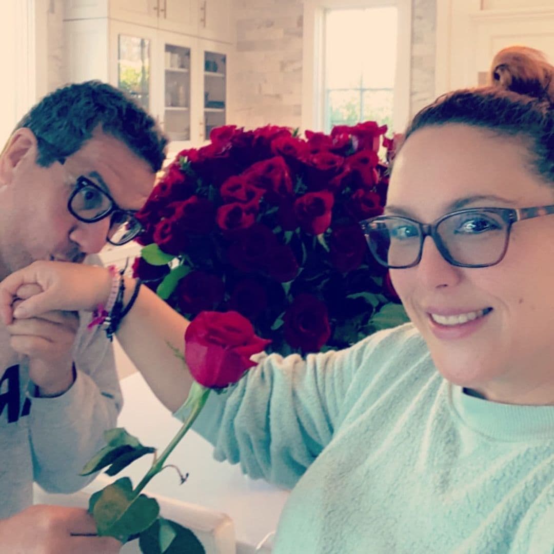 La comediante admitió que su participación en ‘La fea más bella’ le ayudó a aceptarse a sí misma. Actualmente, Vale, de 46 años, está felizmente casada con Otto Padrón, con quien tiene dos hijos.