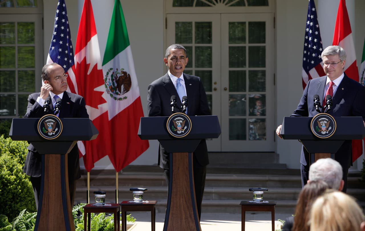 Esta en la Casa Blanca fue la última Cumbre de Líderes de América del Norte de Felípe Calderón, quien ese año salió del poder.
<br>