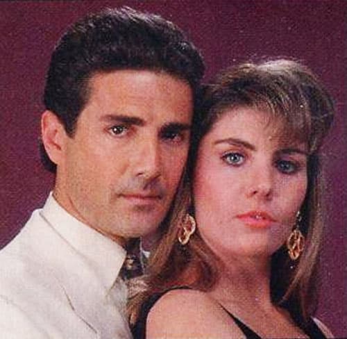 Un año más trade volvió a trabajar con Emilio Larrosa en 'Mágica juventud', ahí su galán fue Manuel Saval. Ese fue su último proyecto en Televisa.