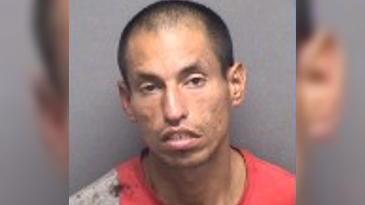 Hispano presuntamente usó gas pimienta para salir de Target con bicicleta robada en San Antonio