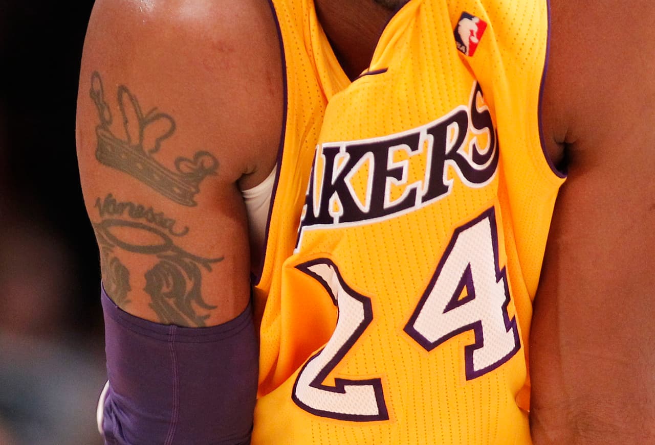 Aun cuando en cada juego en los que su esposo participó se hizo presenta ante las cámaras, a través de un tatuaje que Kobe llevaba en su brazo izquierdo.
<br>