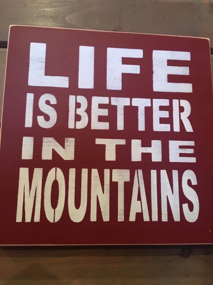 <b>Una cosa tienen muy claro, “la vida es mejor en las montañ</b>as”. 
<br>