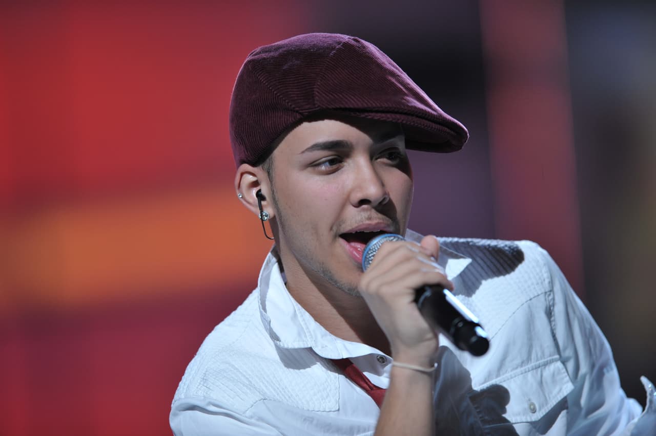 ¿Un poco nervioso? Seguramente, Prince debutaría en uno de los escenarios más importantes de la música latina.