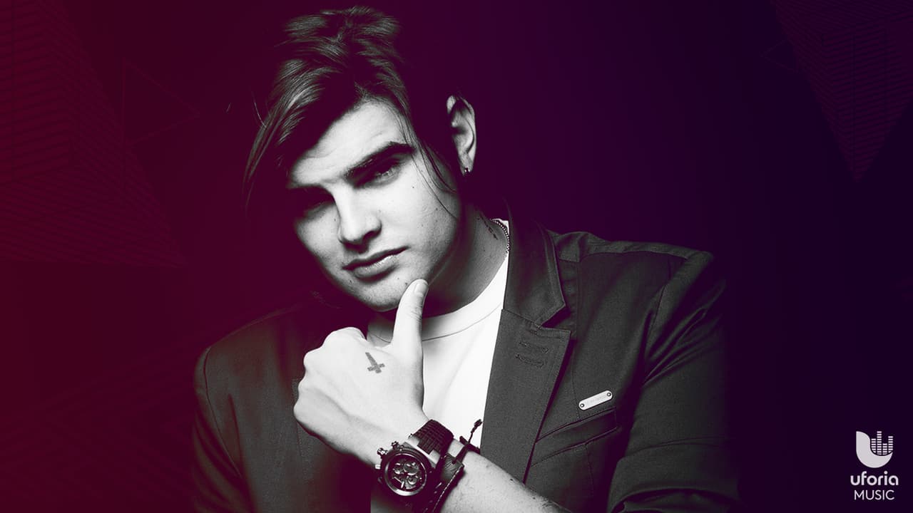 Jonathan Moly está haciendo la salsa cool de nuevo