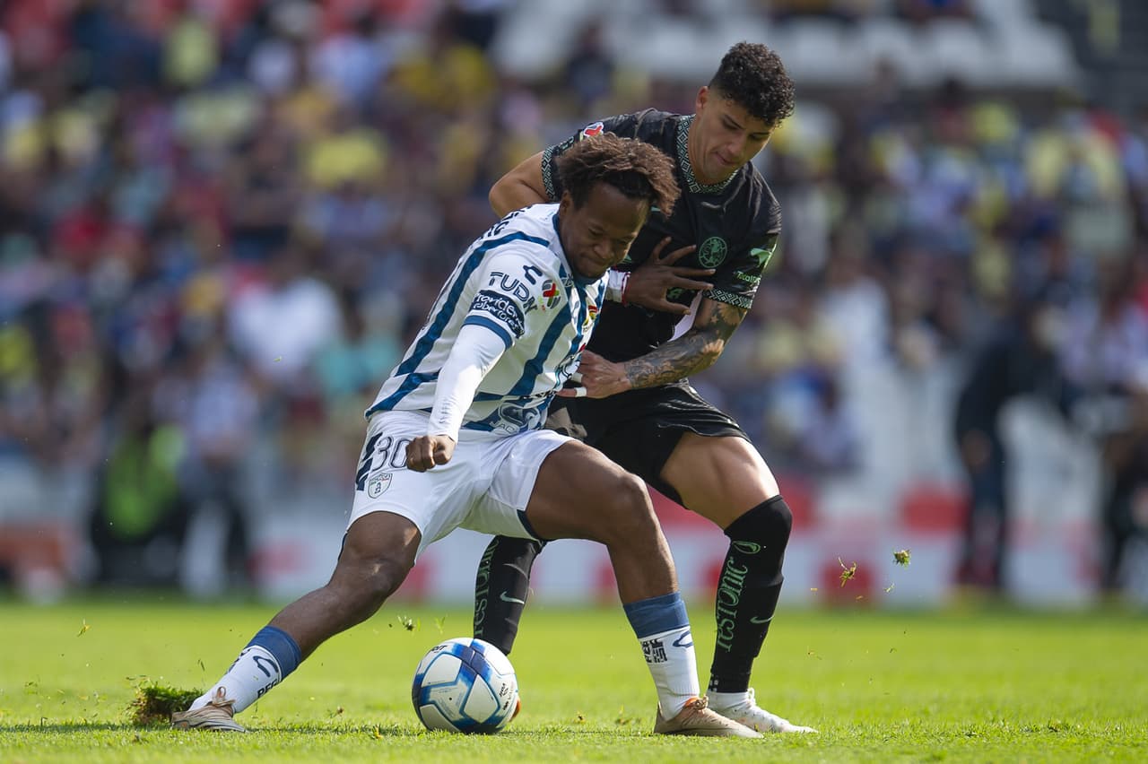 Pachuca fue contundente y se metió al estadio Azteca para derrotar a un América que se hunde en la clasificación.
