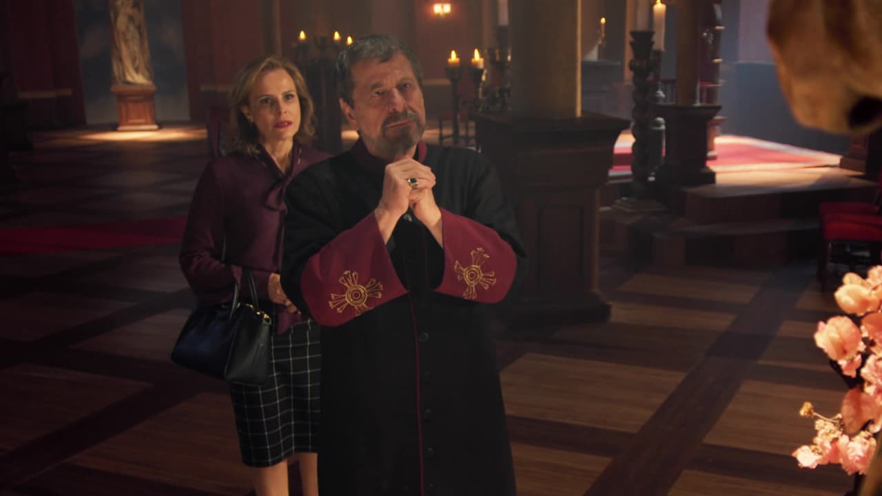 El religioso fue visitado por un supuesto ángel, aunque no imaginaba que se trataba de Satanás, quien le aseguró que el hijo de Débora y Adriano era el 
<b>Mesías</b>.