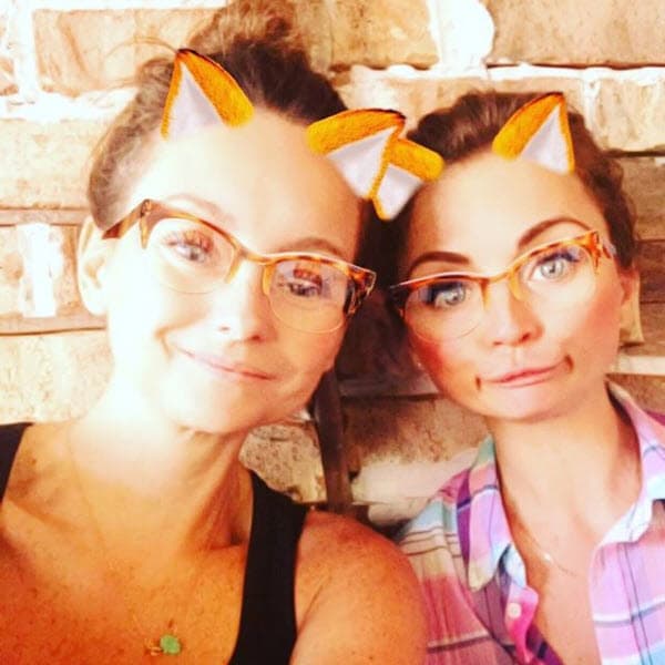 Su hermana Dominika no faltó en felicitarla con esta divertida imagen en redes sociales: "Feliz cumpleaños manuchirrris 🎂... no hacen falta palabras.... porque sabes lo que te amo y lo que eres para mi.... gracias por existir !! 💕 @ludwika_paleta".