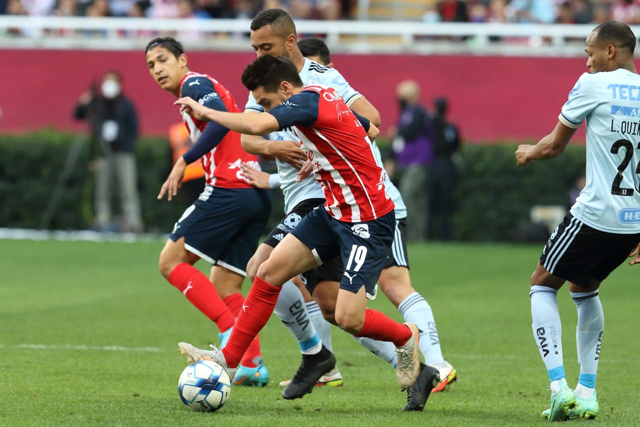 Loa franceses participan en dos de las tres anotaciones de Tigres, comandan la victoria 1-3 sobre las Chivas y llegan a 10 puntos.