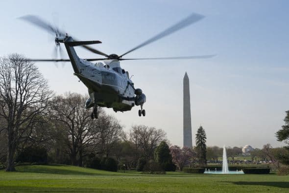 El presidente y la primera dama están en Texas este miércoles para una ceremonia tras la balacera de Fort Hood, así como dos eventos de recaudación en Houston y Austin.