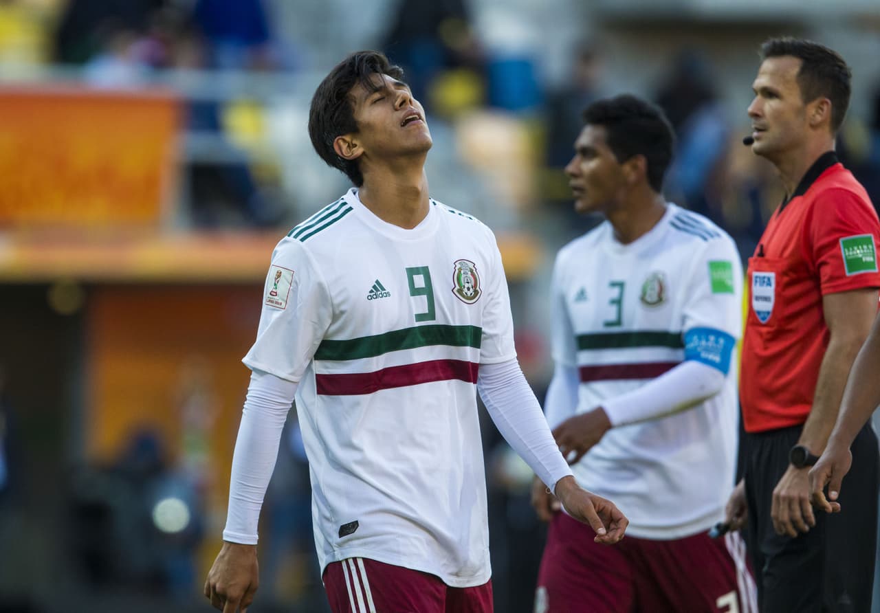 Su actuación en el Mundial Sub-20 de Polonia fue decepcionante, pero en México escasean los goleadores de sus características.