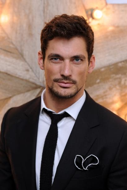 Mira lo mejor del modelo en eventos. Mira aquí más videos de Chismes.