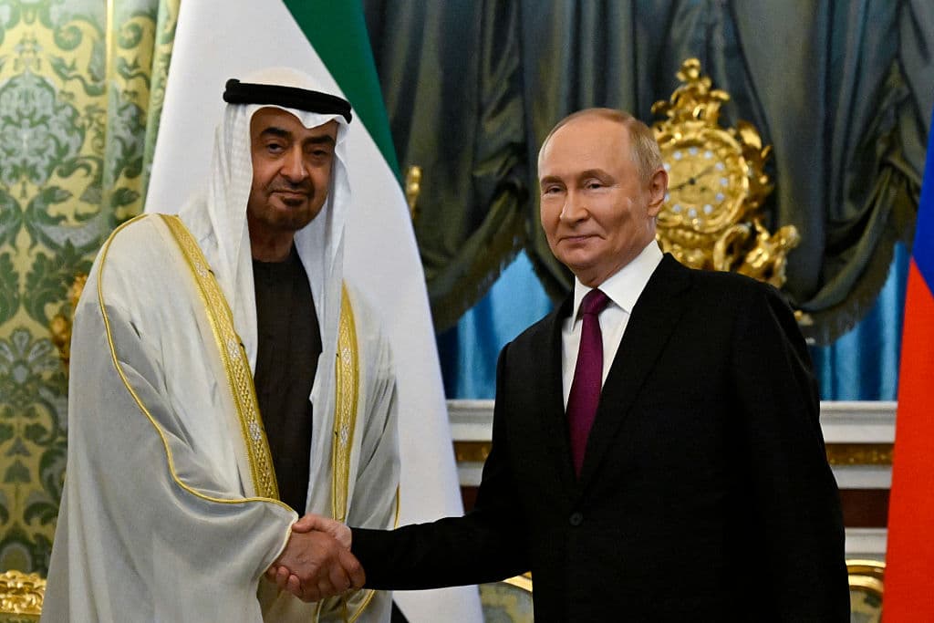 Putin recibió este jueves en el Kremlin al presidente emiratí, el jeque Mohamed bin Zayed Al Nahyan.