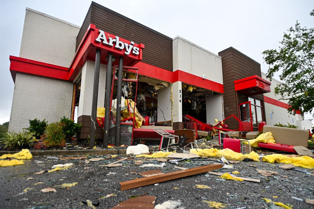 El Servicio Nacional de Meteorología confirmó que Debby provocó dos tornados en Carolina del Sur. El de Moncks Corner y otro en Edisto Beach. Sus expertos aún no determinan la categoría.