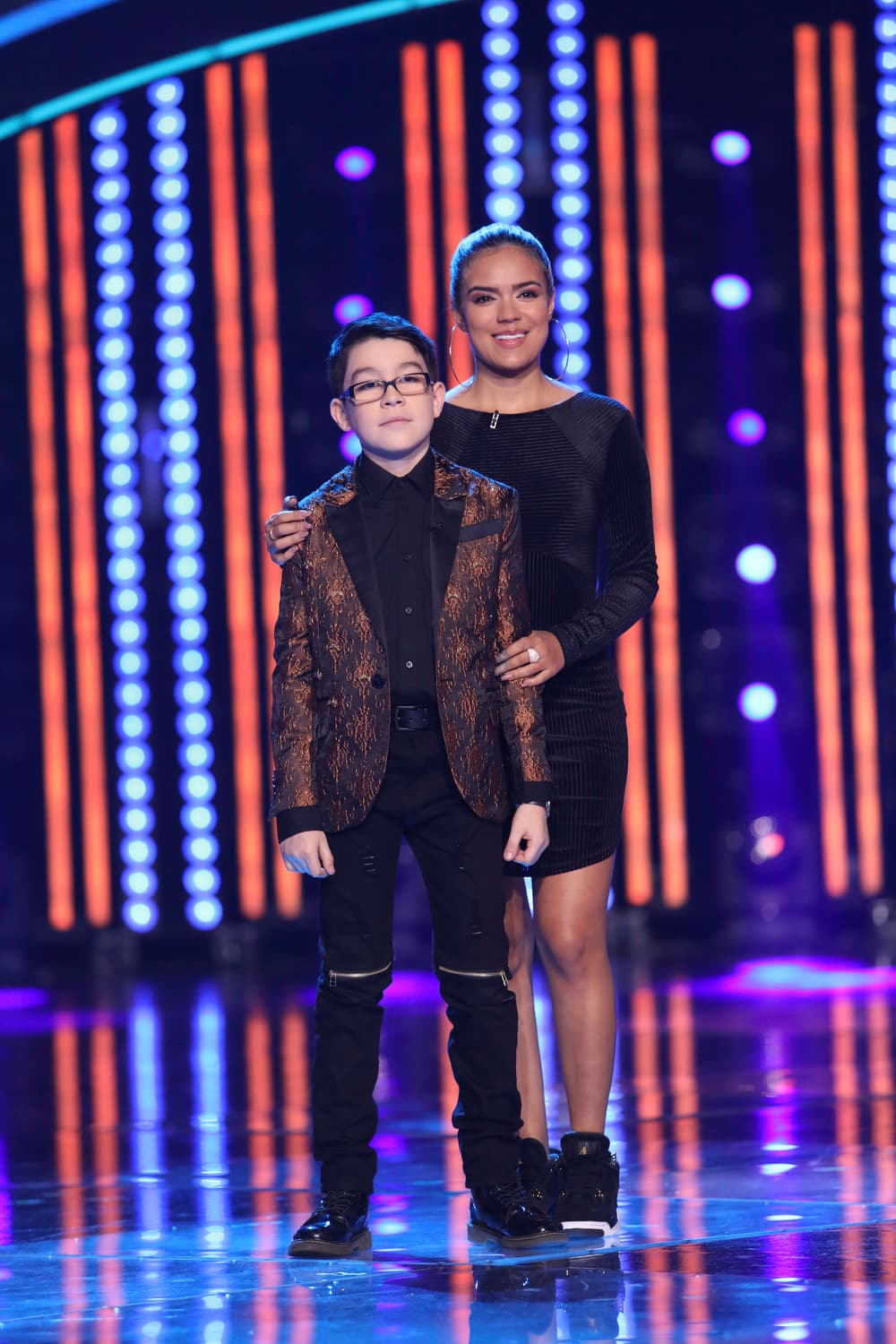 También puedes votar por Karol G y los MVPGs.