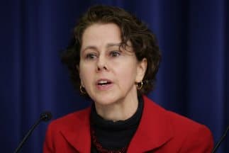 Cecilia Muñoz, directora del Consejo de Política Nacional de la Casa Blanca.
