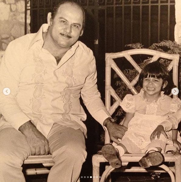 En su felicitación compartió fotografías de viejos tiempos junto a él.