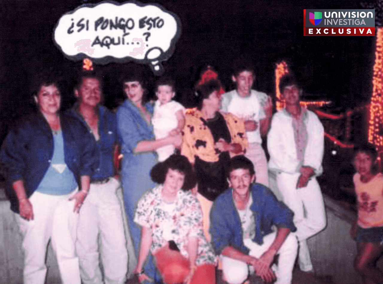 Iluminación navideña en Medellín. Ligia Urquijo, primera a la izquierda con su escolta, ayudante y chofer, Darío Uzma.