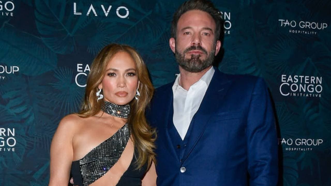 JLo lo vuelve a hacer: se roba la noche con sensual vestido en evento organizado por Ben Affleck