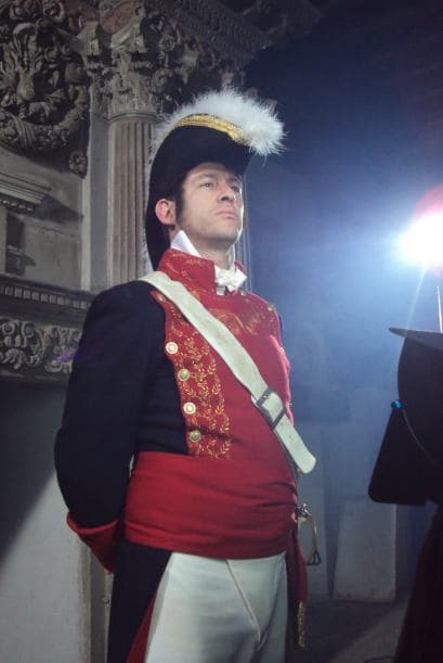 ¡El vestuario también te sorprenderá!