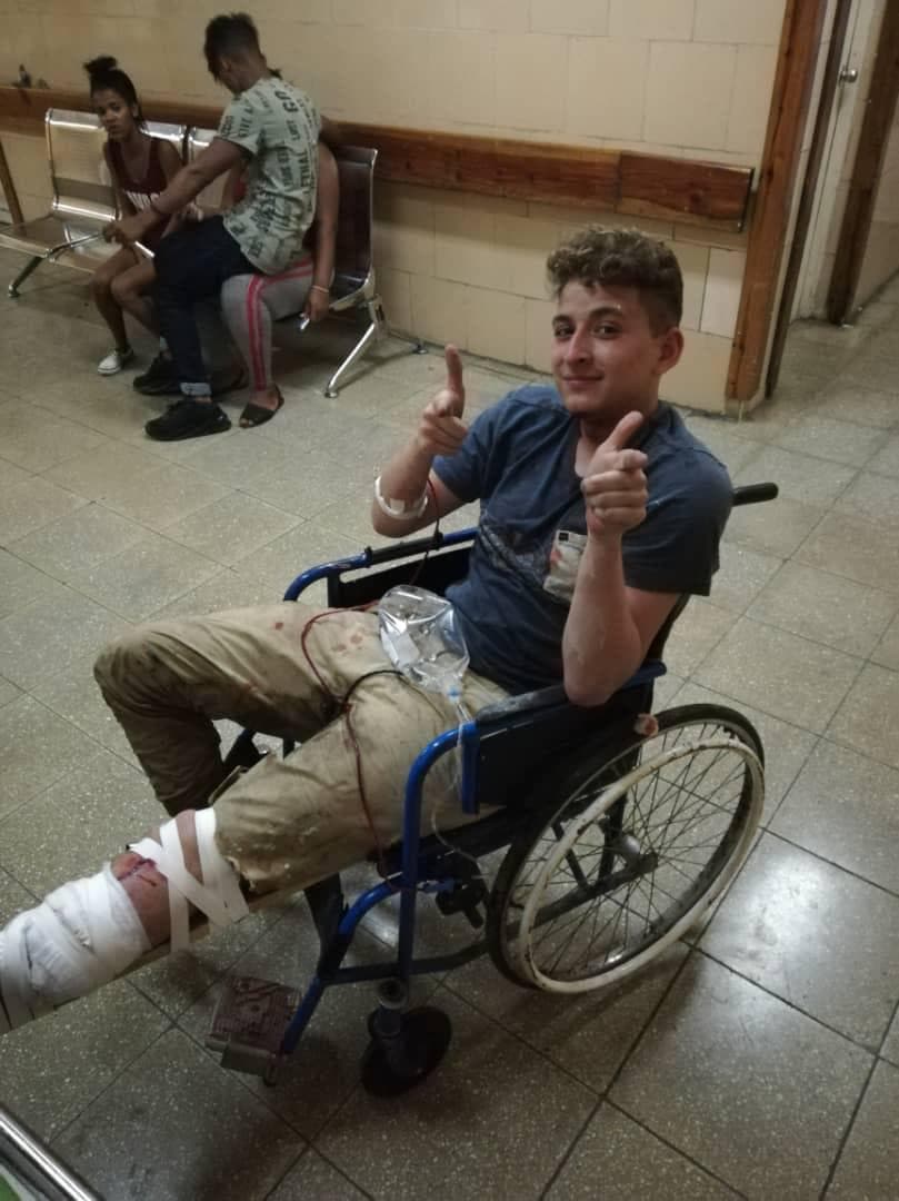 A Elija Pearson Martínez tienen que operarle la pierna este miércoles en el hospital de Boca Raton, después que su madre logró trasladarlo desde Cuba hasta el sur de Florida.