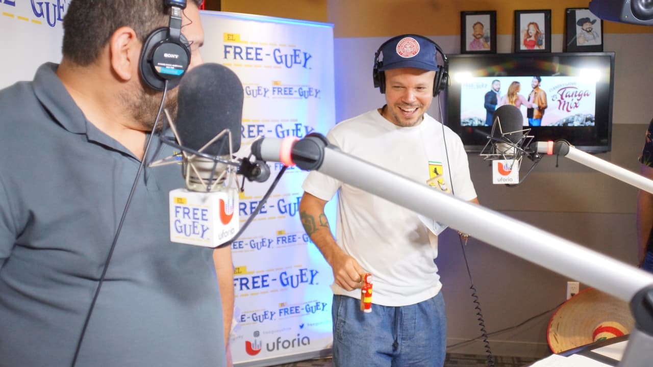 Residente se la pasó a todo dar con El Tambochi y El Compa Ivan.