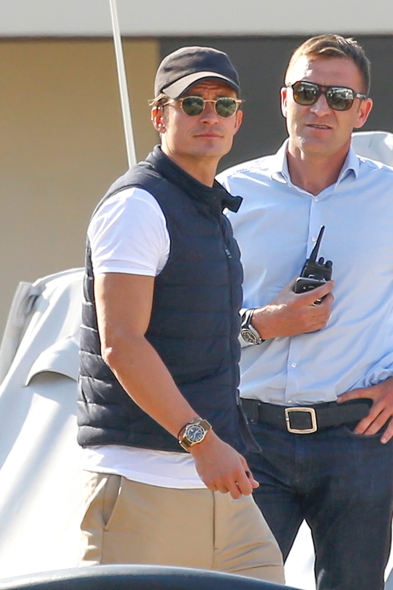 Llegaron por separado a la embarcación.