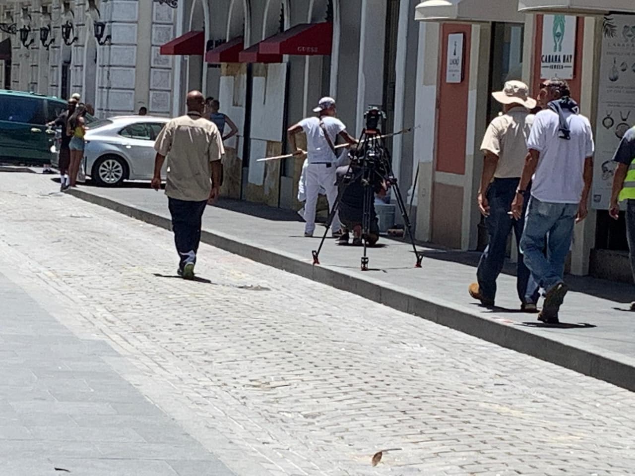 Dos 
<a href="https://www.univision.com/local/puerto-rico-wlii/segundo-crucero-cancela-parada-en-puerto-rico-video">cruceros que debían atracar en San Juan </a>f ueron desvíados por razones de seguridad.