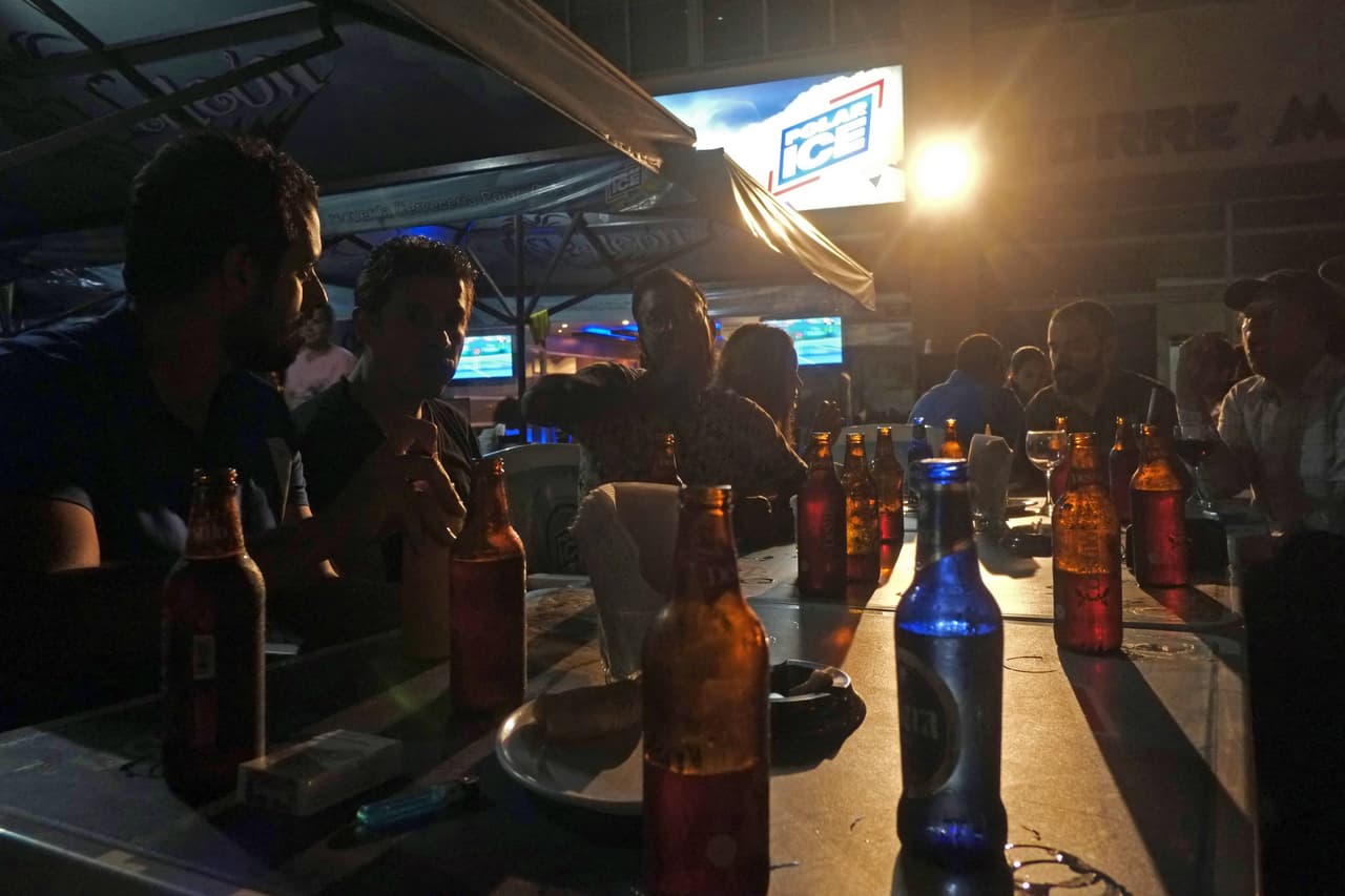 La crisis silencia la noche de Caracas