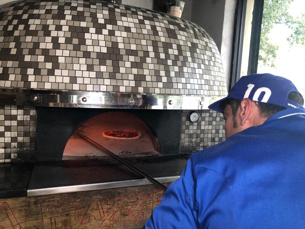 Lo último secreto es el tiempo que pasa la pizza en el horno.
