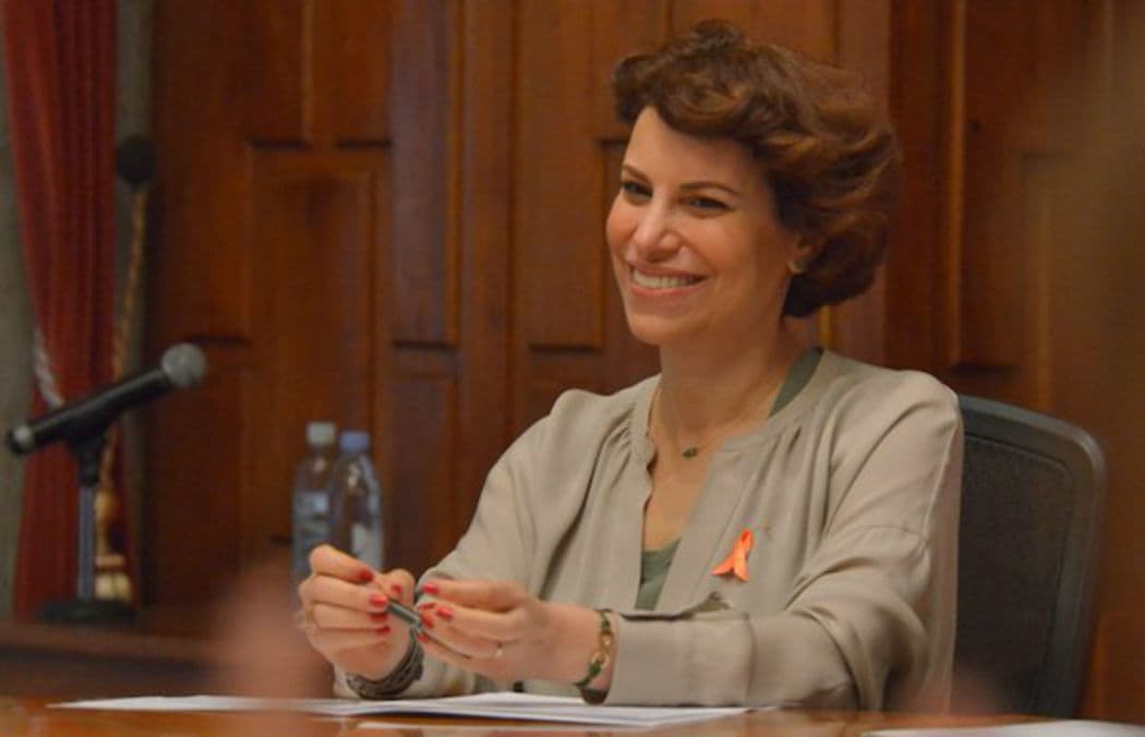 En medio de las investigaciones del caso Duarte, la esposa del exgobernador se va a Londres