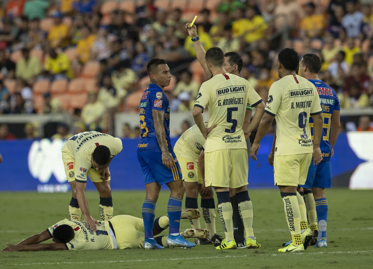 Un autogol de Bruno Valdez de último minuto y un penal fallado por Leonel López dio a Tigres el pase a la final.