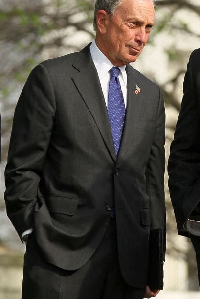 El alcalde de Nueva York, Michael Bloomberg ya donó $125 millones para esta causa.