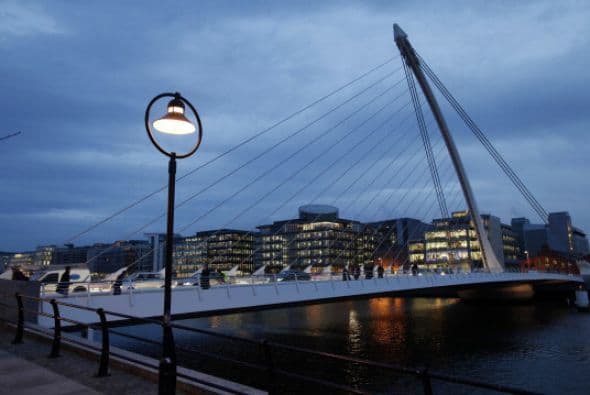 8. REPÚBLICA DE IRLANDA, con el 117 por ciento.