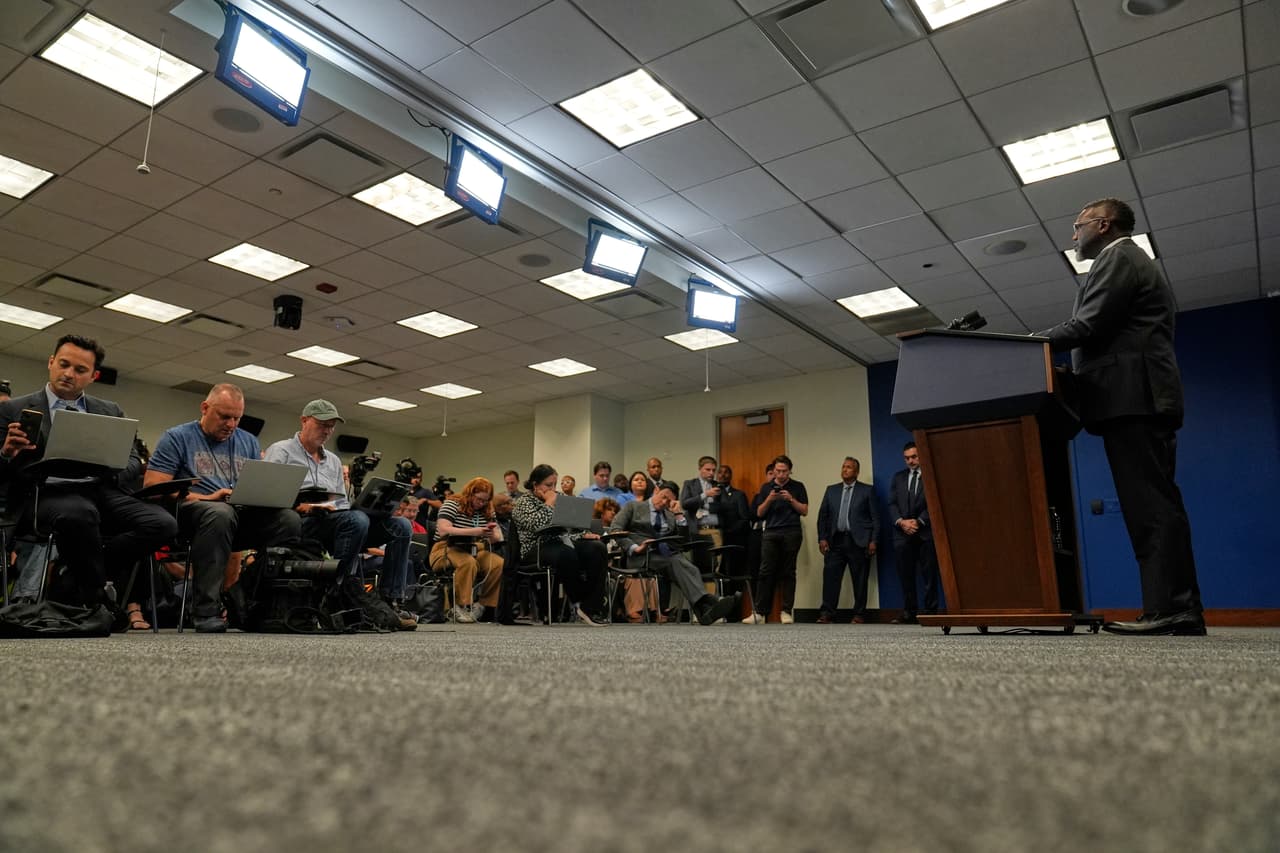 “Creemos que
<b>la administración ya ha empezado a trabajar con la Guardia Nacional de Texas</b> para que vengan aquí”, subrayó Pritzker.