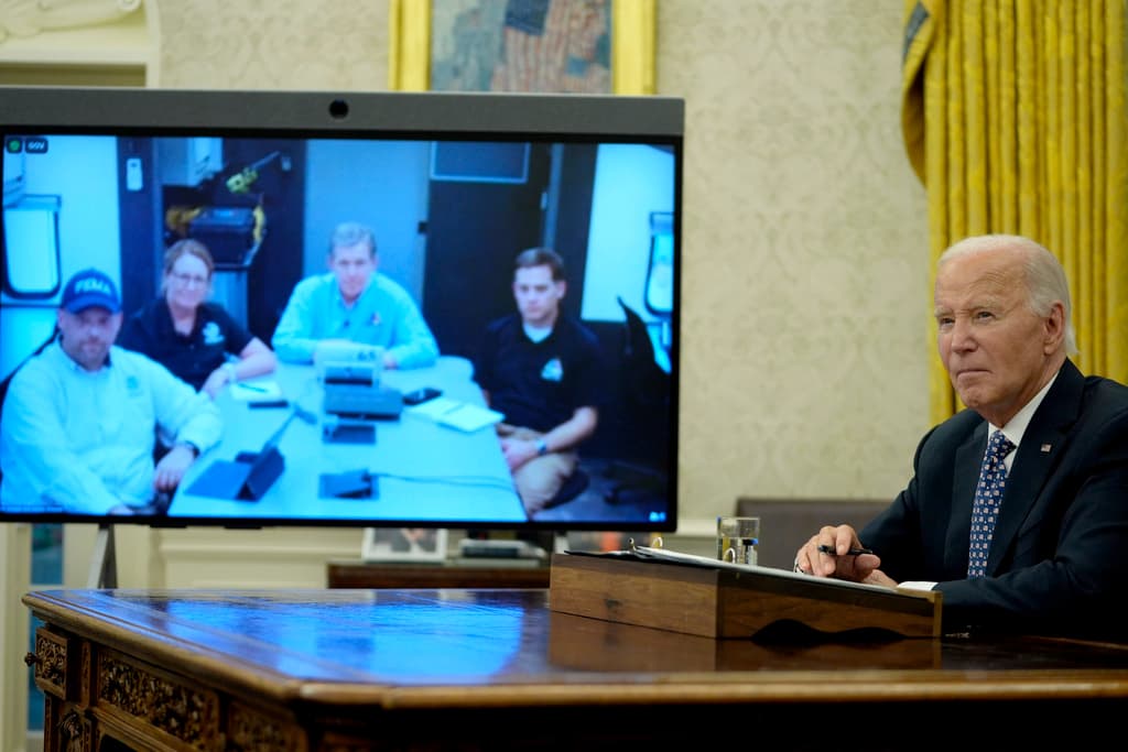 Biden y Harris visitan las zonas devastadas por el huracán Helene y Trump busca capitalizar políticamente el desastre