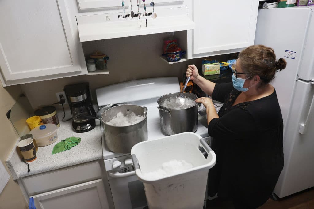 Una factura de más de $8,000 por la electricidad, el costoso paso que tuvo para algunos la tormenta en Texas