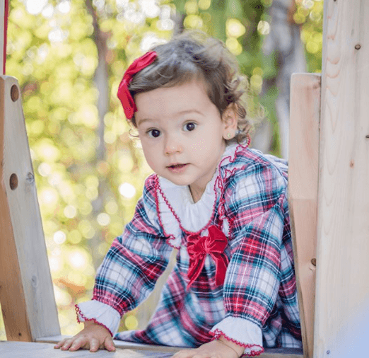 Y en donde podemos apreciar lo lindos que están los dos, y lo mucho qué ha crecido la más pequeña de la casa.