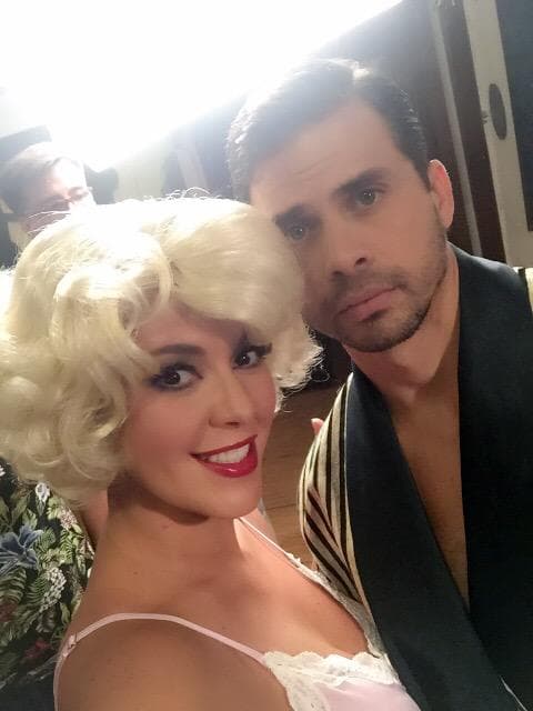 La bella venezolana está muy contenta con su participación en la obra 'Mame' al lado de Pedro Moreno. ¡Hacen una linda pareja!