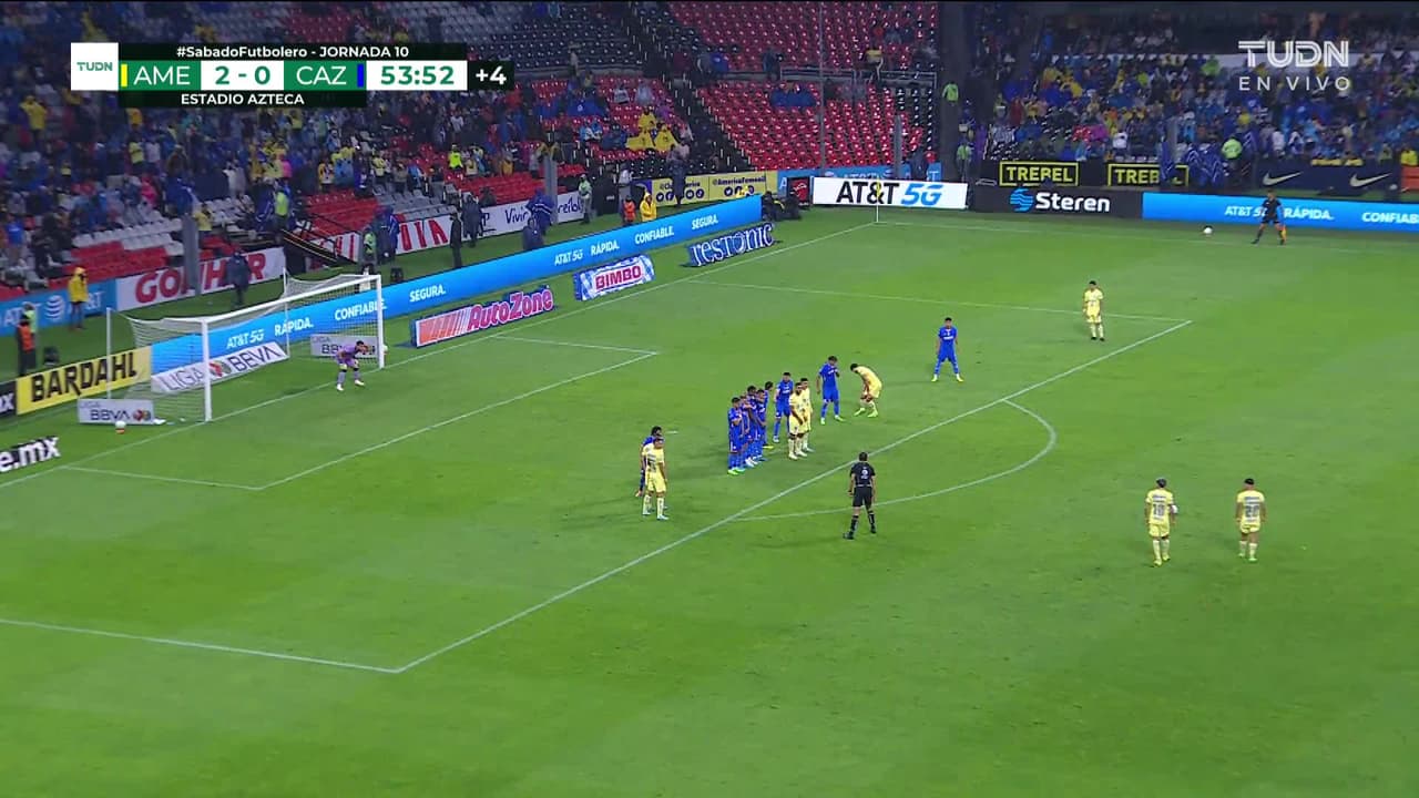 ¡GOL!  anota para América. Diego Valdés