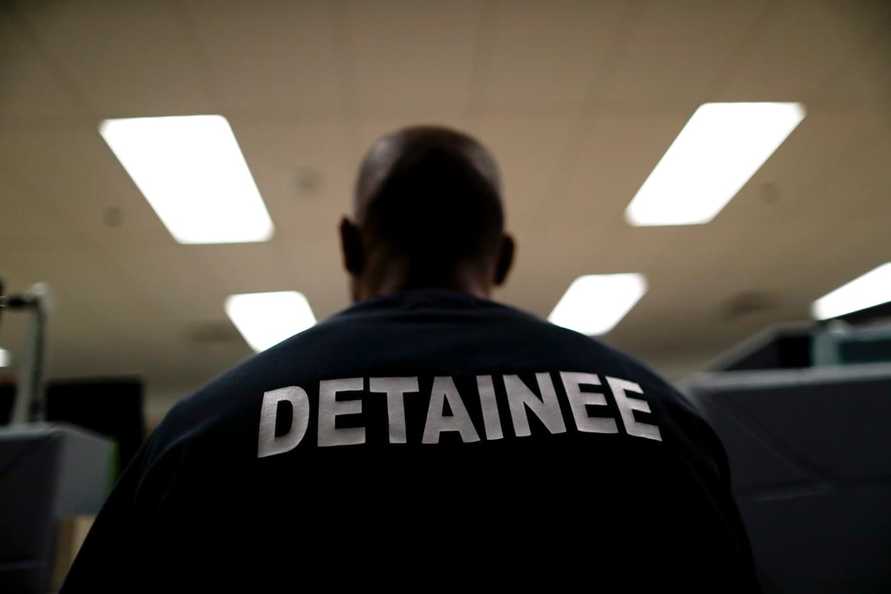 Trump aprovecha el 1 de noviembre para reforzar su estrategia de criminalizar a los indocumentados