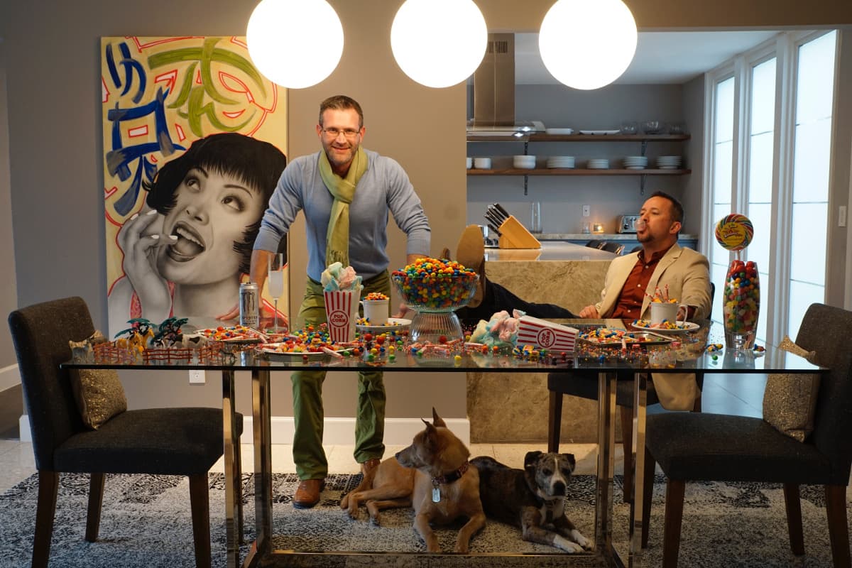 La vivienda en la cual han vivido Chris y Kurt fue construida en 1960 y una de las cosas que llamo la atención de la pareja, es que aún conserva su estilo original de aquella época.