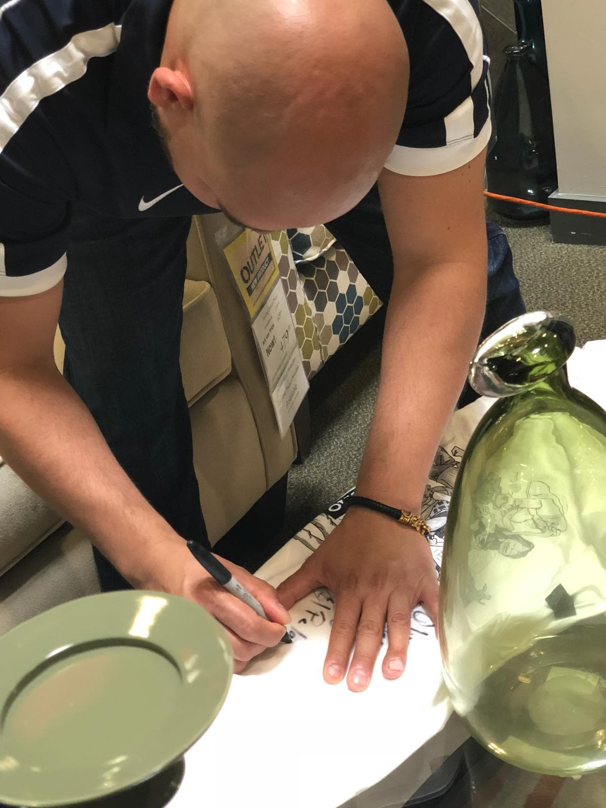 También hubo tiempo para los autógrafos de los seguidores.