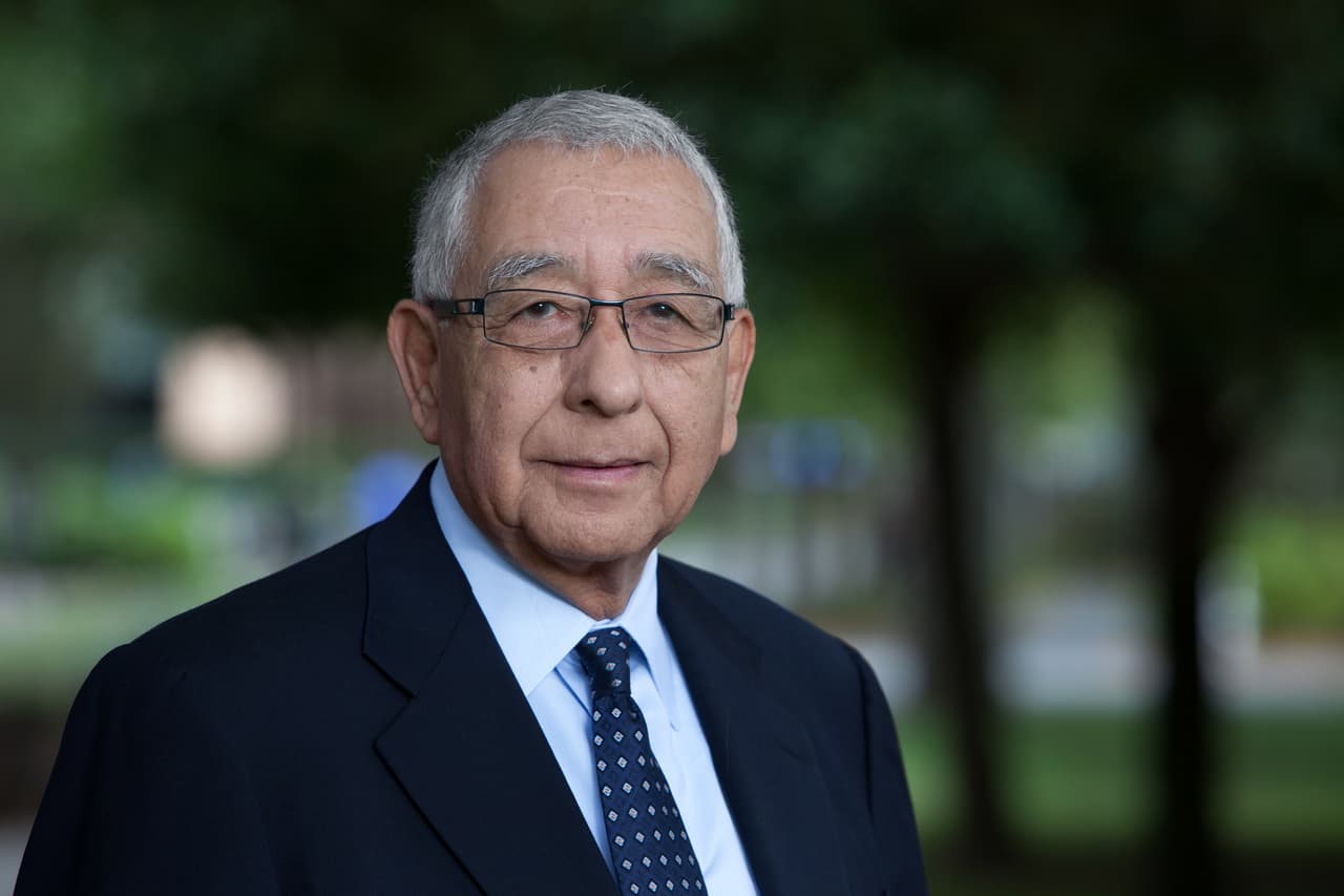 "Muchos negocios latinos están estancados, declinando o creciendo muy lento”