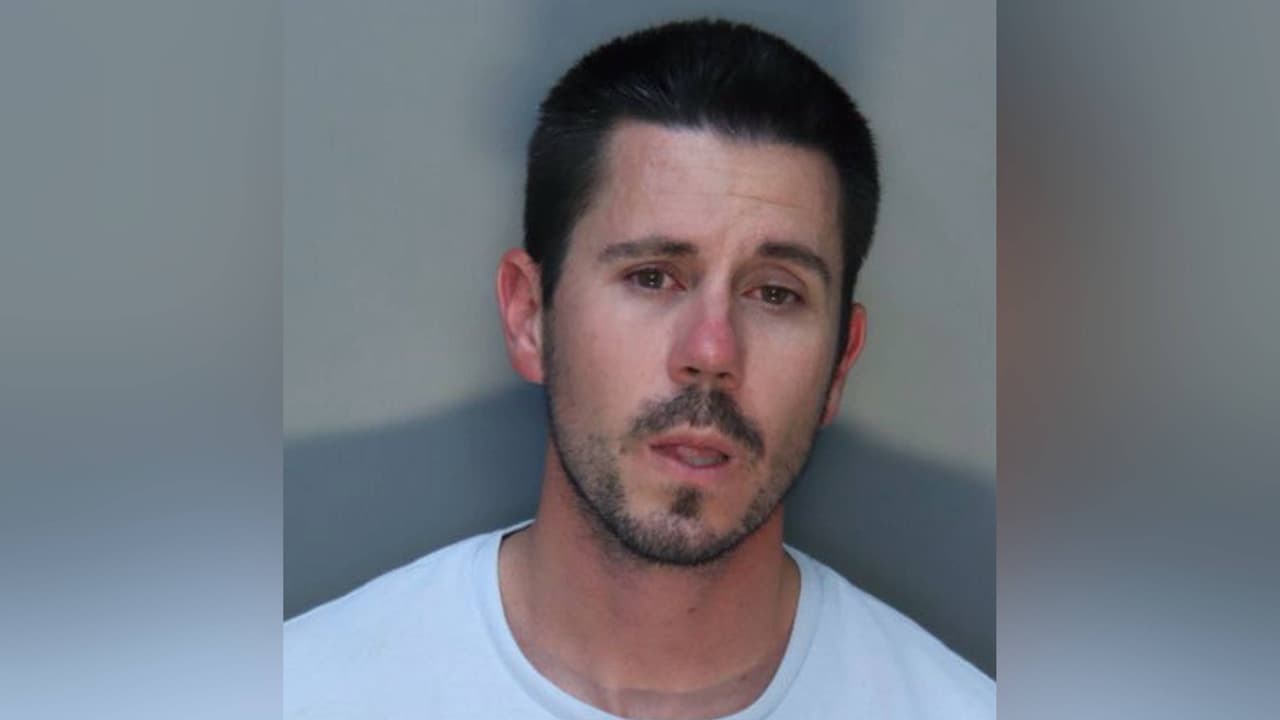 Agente del Servicio Secreto es arrestado en Miami acusado de masturbarse en el pasillo de un hotel