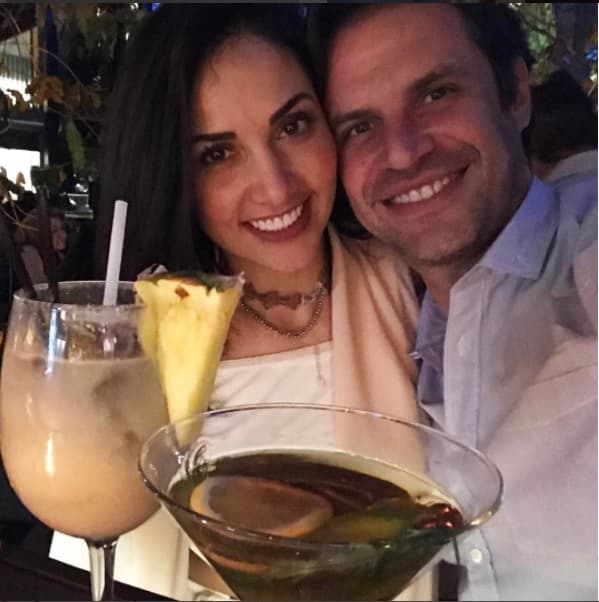 La pareja no pierde la oportunidad de dejar plasmada su historia de amor, toman fotos de los momentos más importantes y las comparten con sus seguidores.