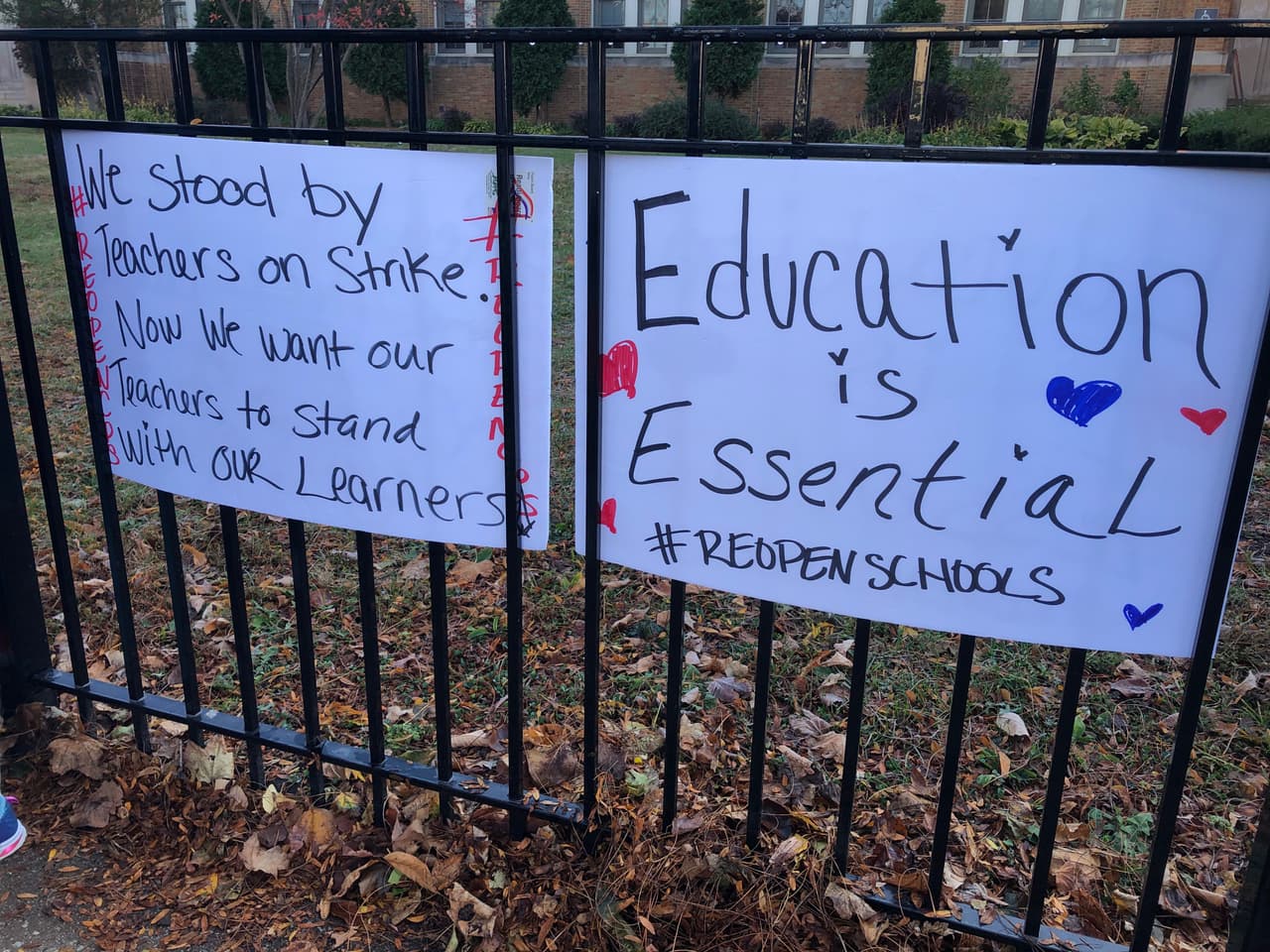 CPS ha anunciado que tiene la intención de traer a algunos estudiantes al salón de clases, comenzando en el segundo trimestre, que comienza el próximo mes, el 9 de noviembre.