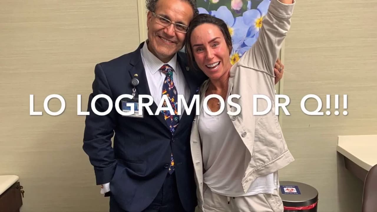 La conductora de 36 años agradeció a
<b>su doctor Alfredo Quiñones</b> "por llevarme de la mano en este camino".